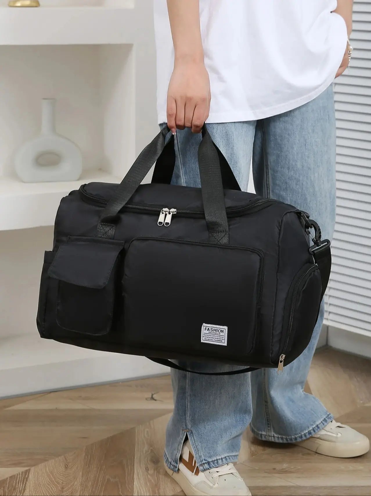 Le sac des voyageurs black UNIXINU Carry On Travel Bag Large Capacity Weekender Overnight Duffle Bags with Shoe Compartment Sports Fitness Bags for Women